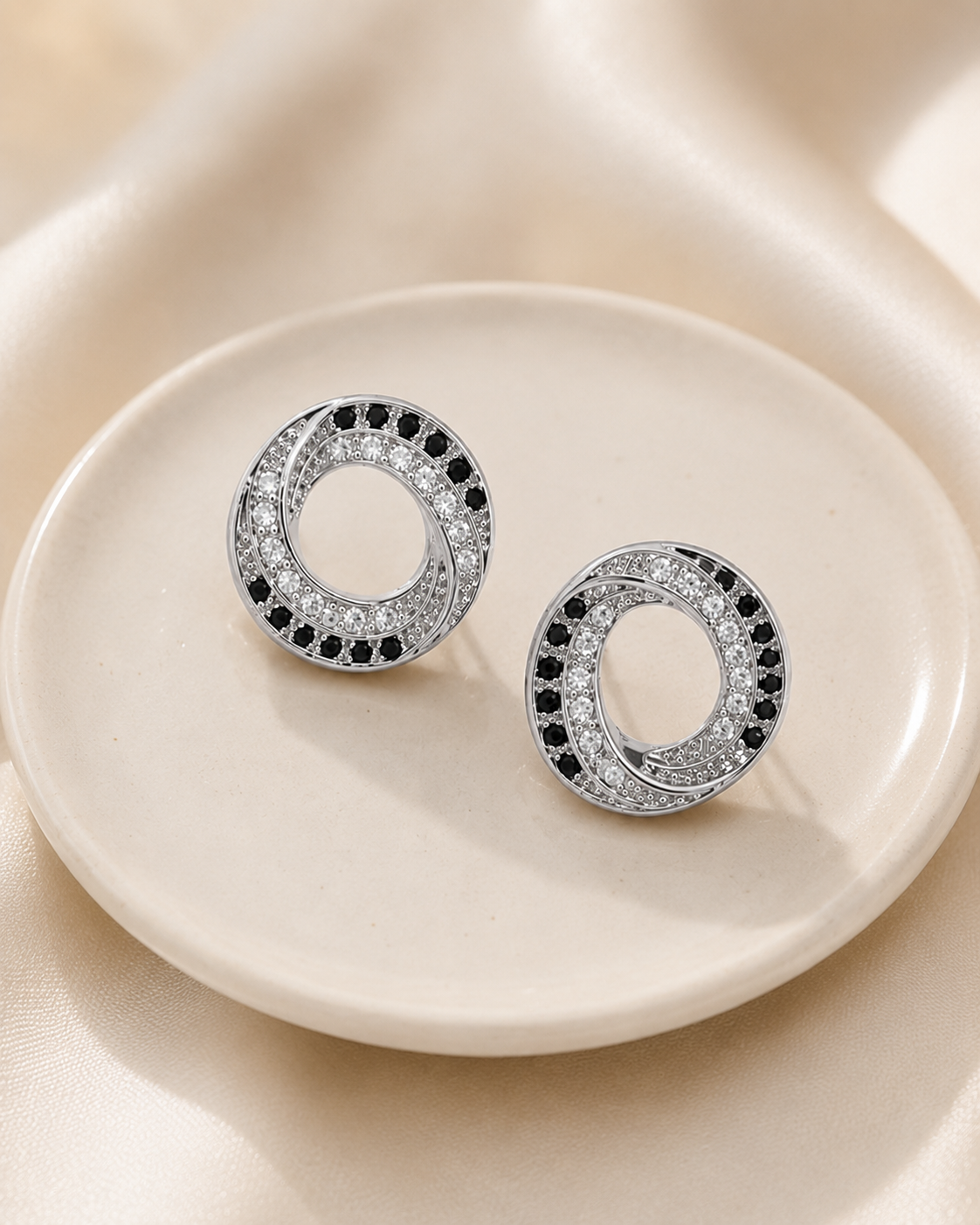 Aura Oval Studs