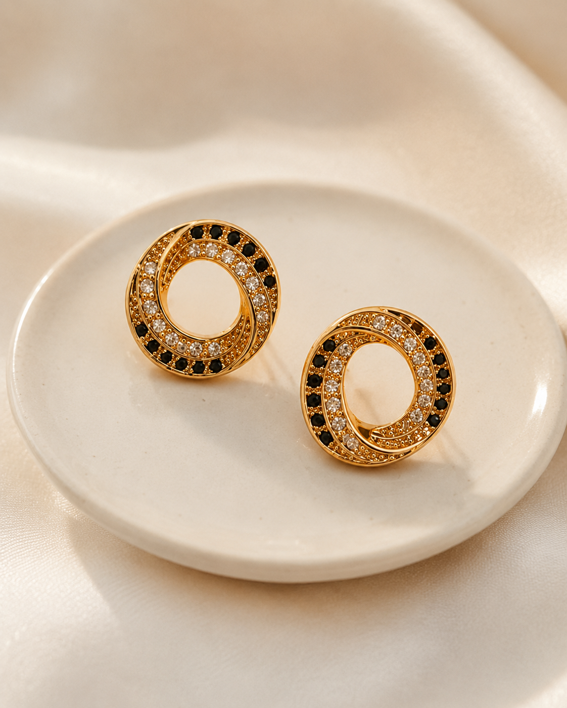Aura Oval Studs