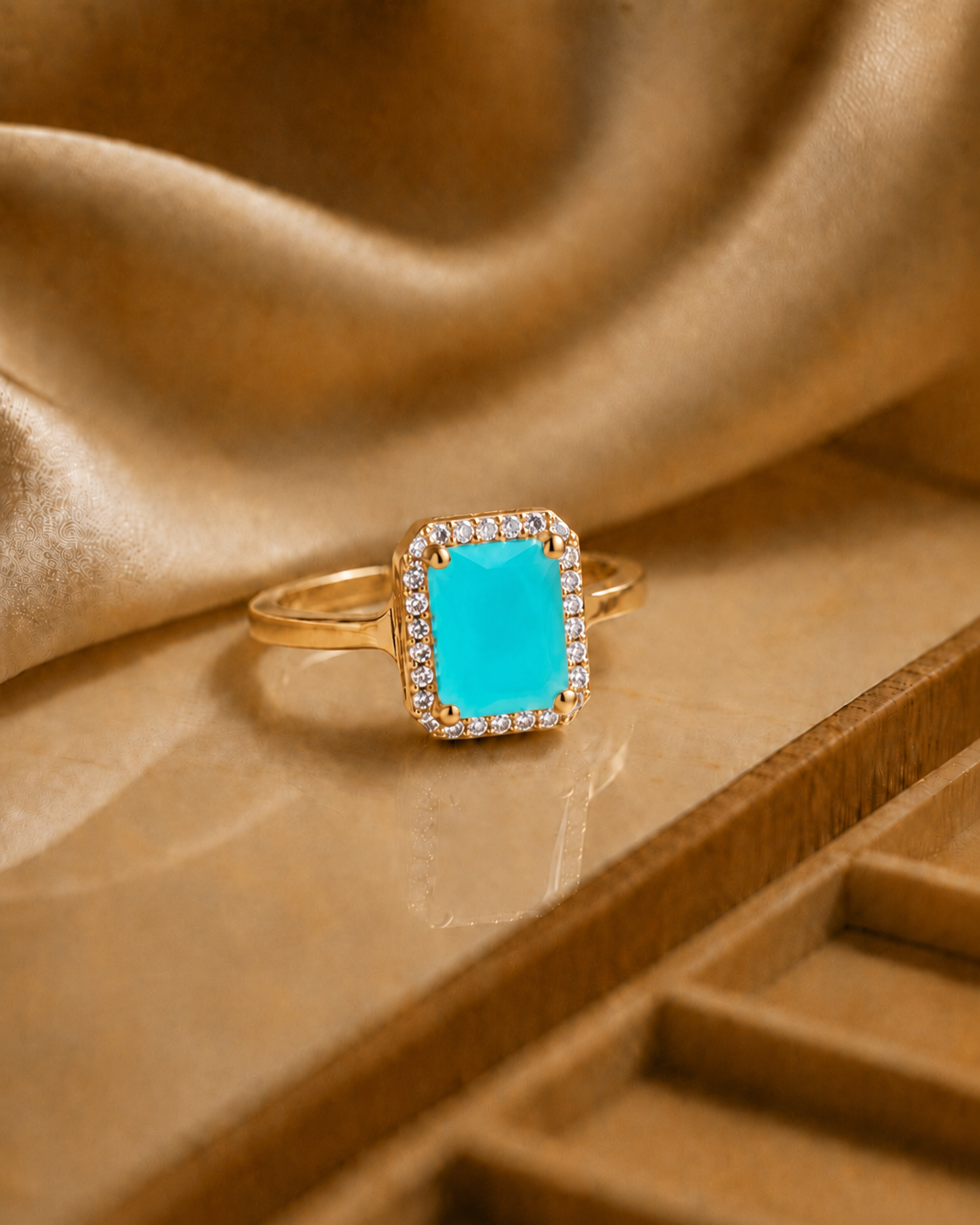 Crystal Halo Ring